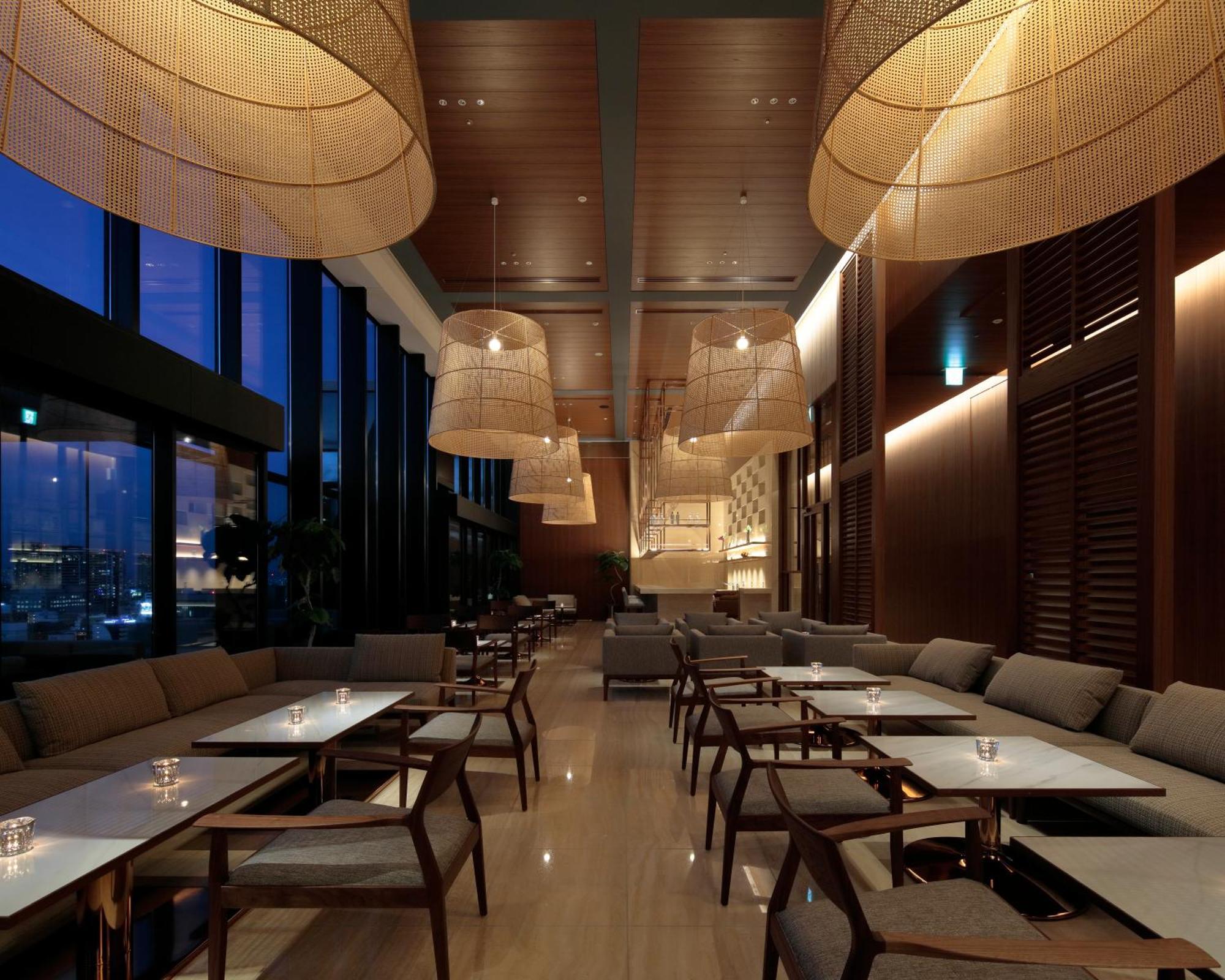 Candeo Hotels Osaka The Tower Zewnętrze zdjęcie The lounge at the airport