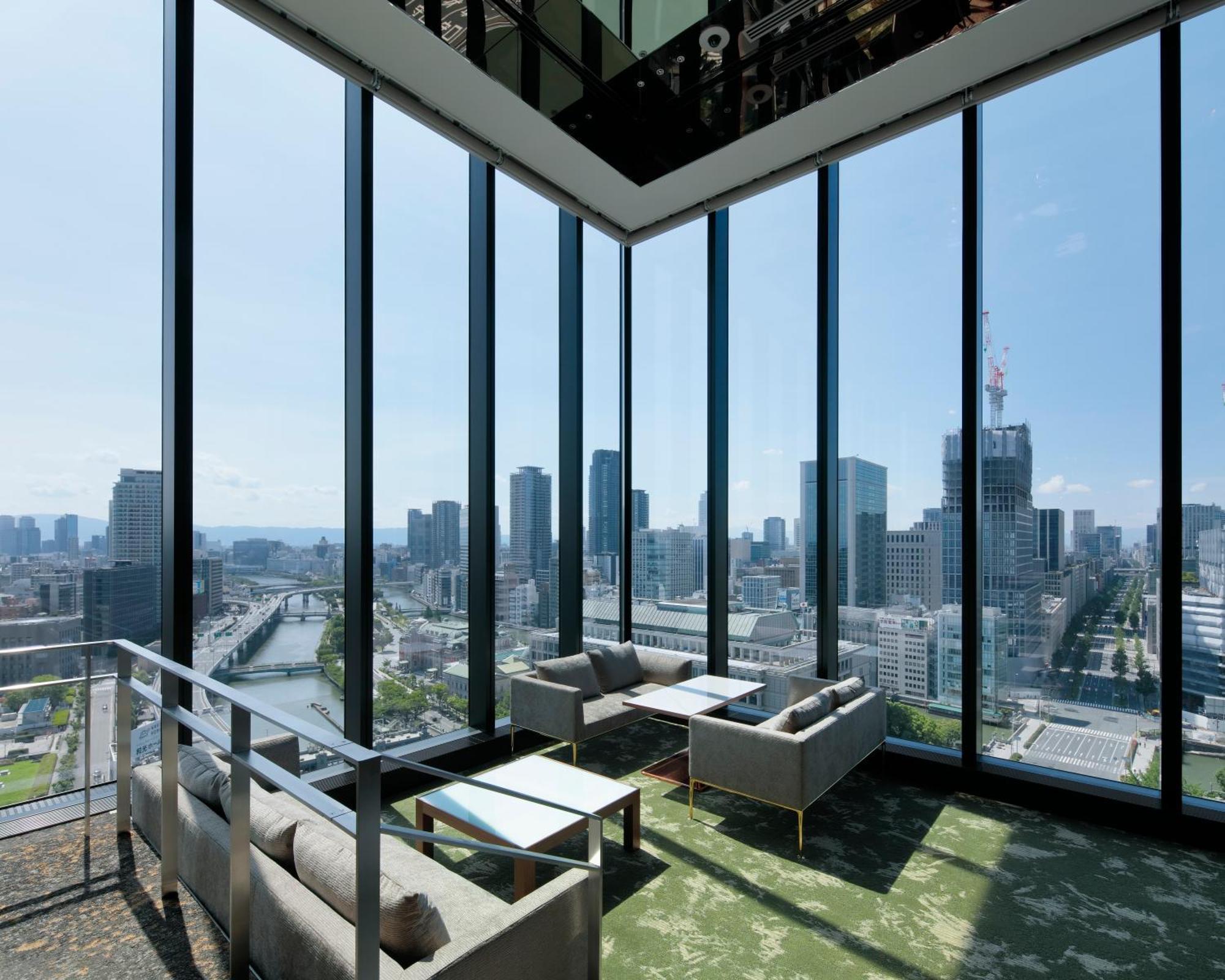 Candeo Hotels Osaka The Tower Zewnętrze zdjęcie Sky Lounge