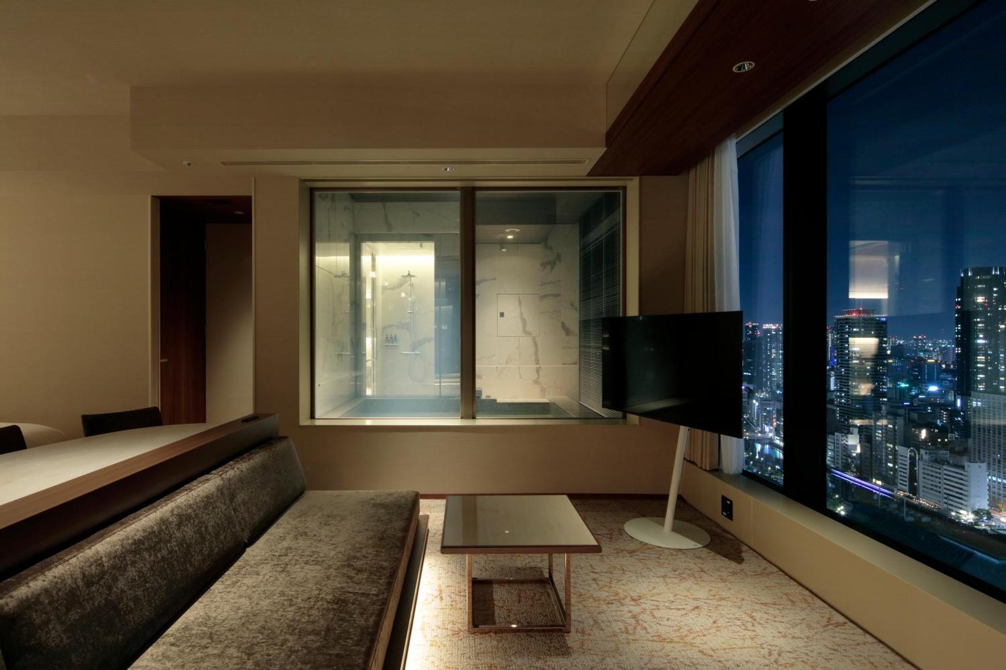 Candeo Hotels Osaka The Tower Zewnętrze zdjęcie A room at the hotel