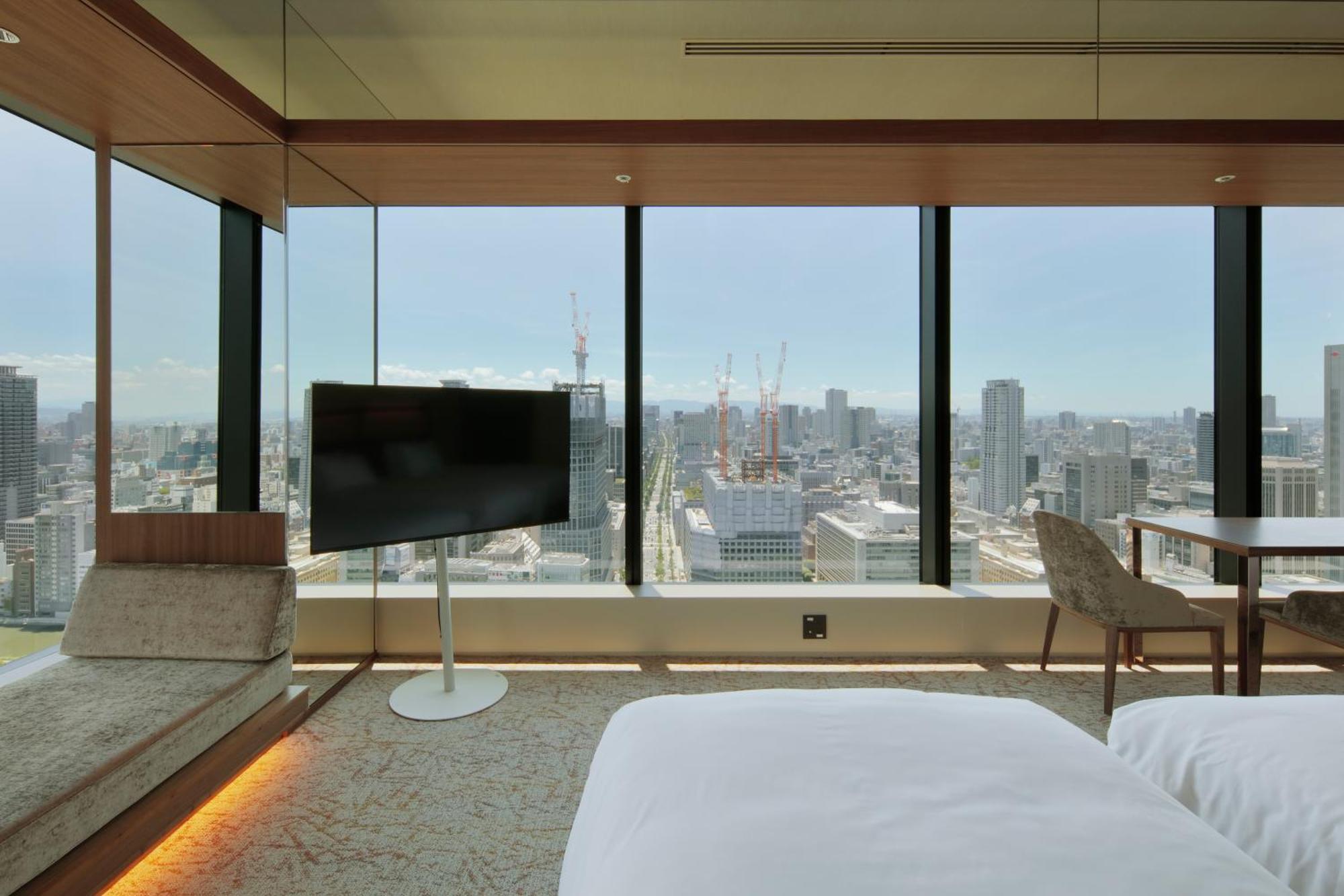 Candeo Hotels Osaka The Tower Pokój zdjęcie A guest room at the hotel