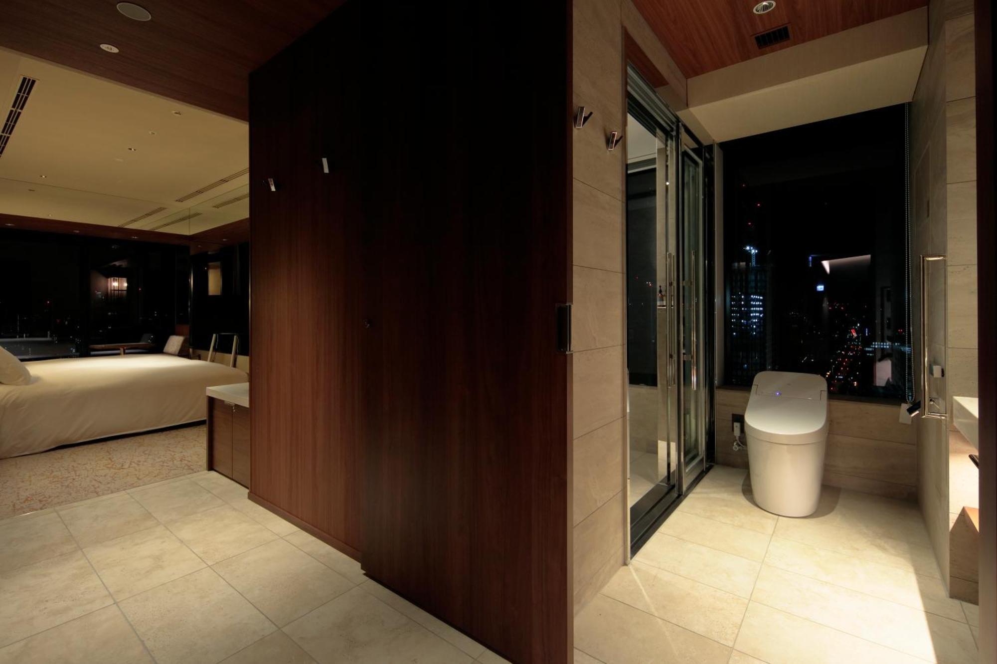 Candeo Hotels Osaka The Tower Pokój zdjęcie A modern Japanese toilet