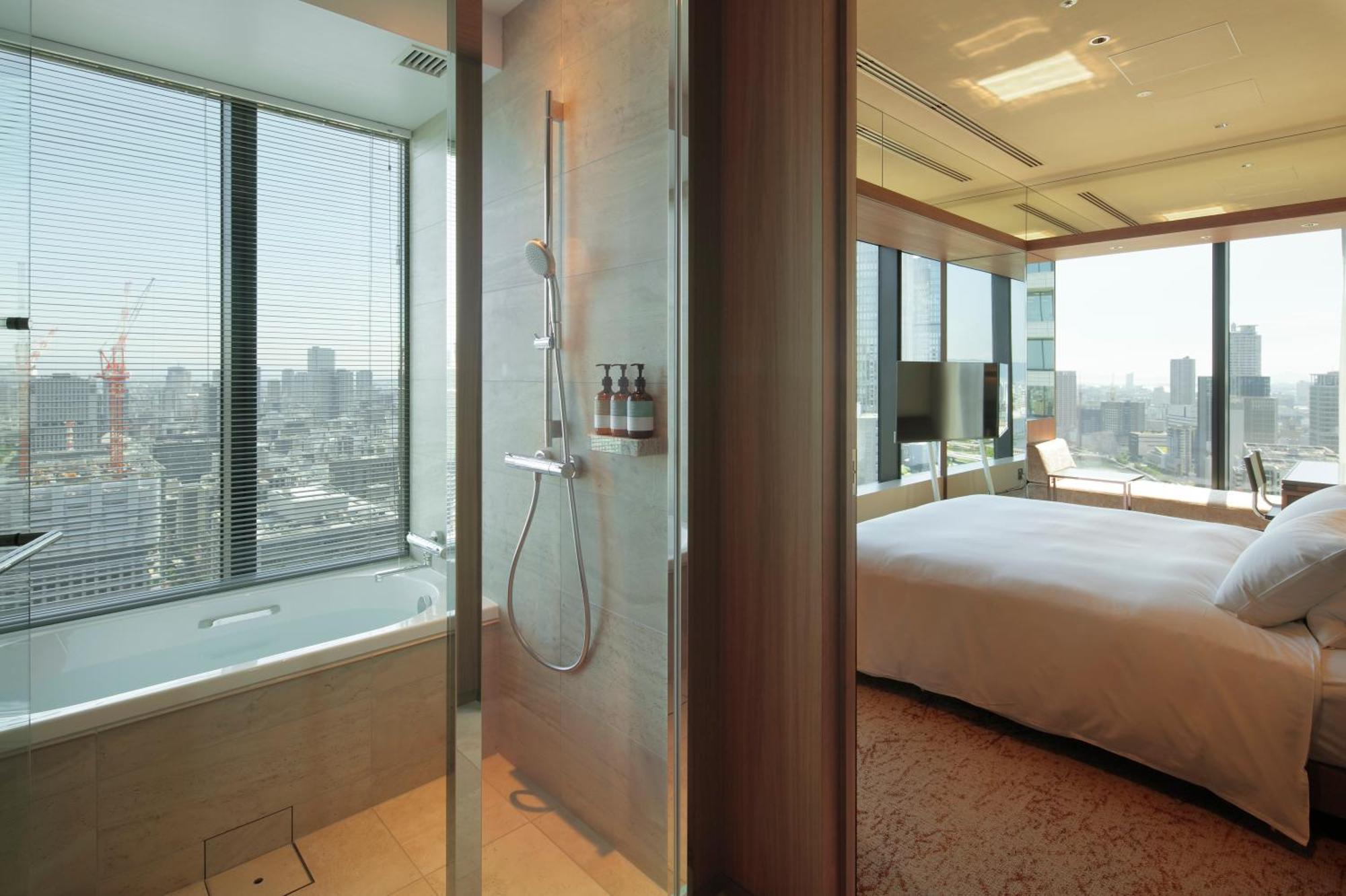 Candeo Hotels Osaka The Tower Pokój zdjęcie A suite at the hotel